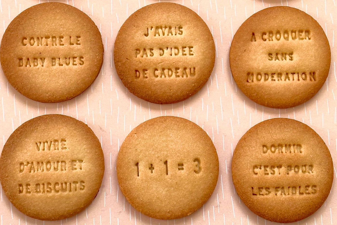 Biscuits sablés avec messages personnalisés